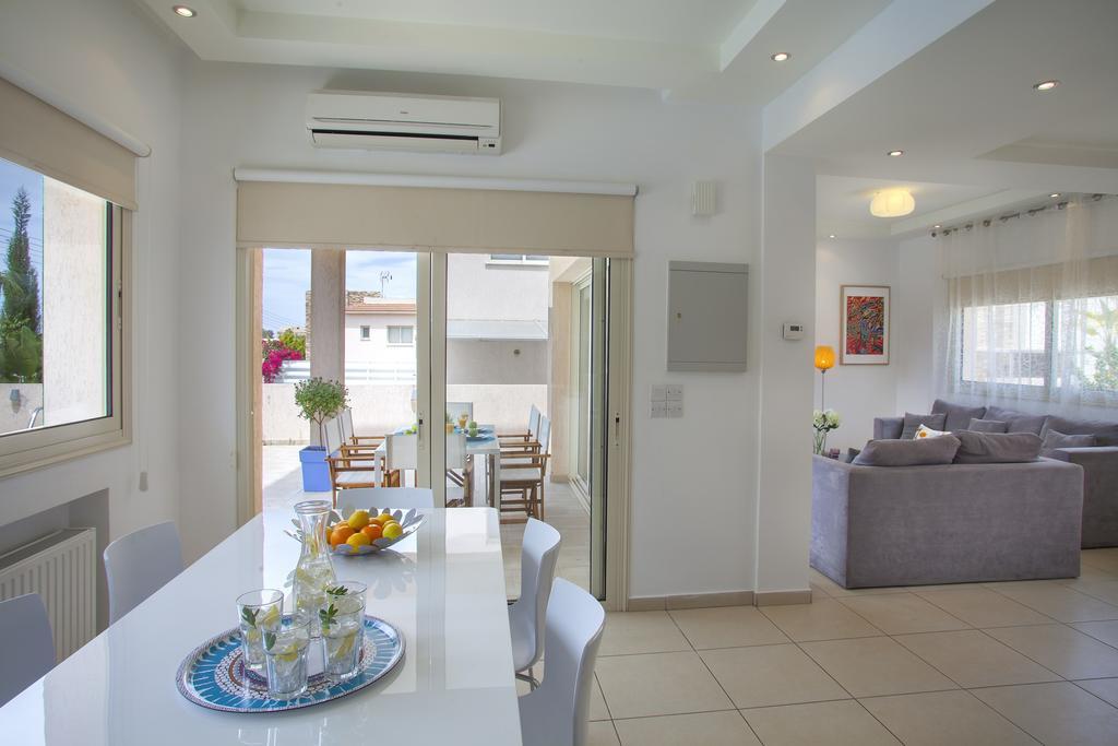 Villa Michelle 2 Protaras Exterior photo