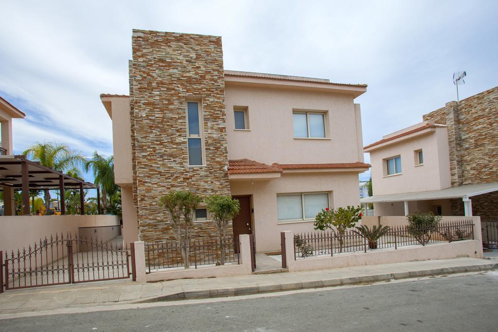 Villa Michelle 2 Protaras Exterior photo